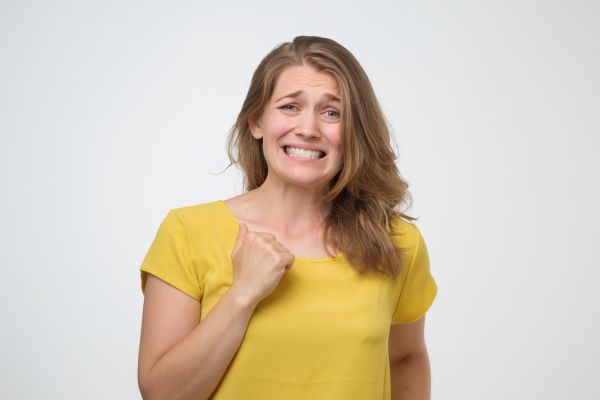Do women like to see guys performing autofellatio or self-suck? 4 weird